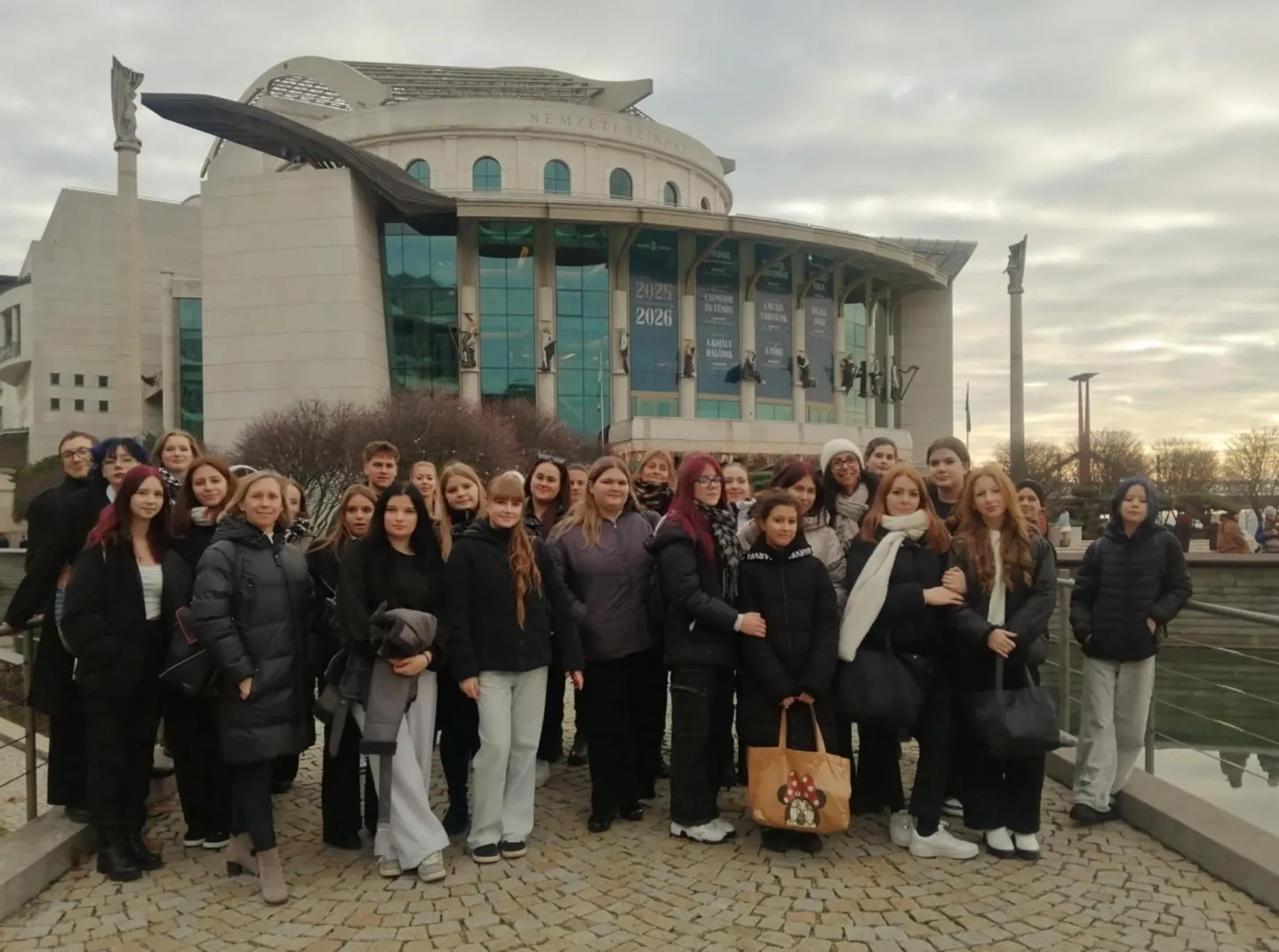 Színházlátogatás 3.webp